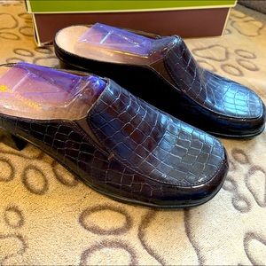 Ladies Naturalizer Mules